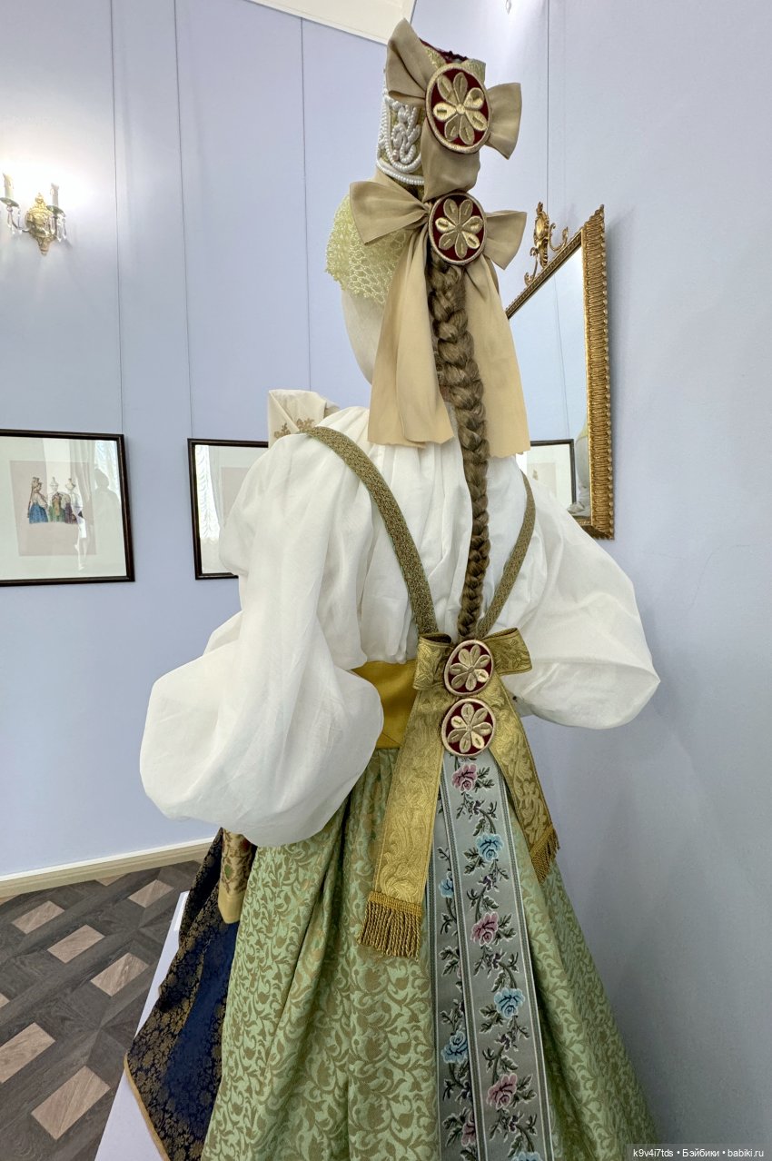 Выставка «Россия в узорах: новоторжские щеголихи», часть третья | Бэйбики Выставка «Россия в узорах: новоторжские щеголихи», часть третья