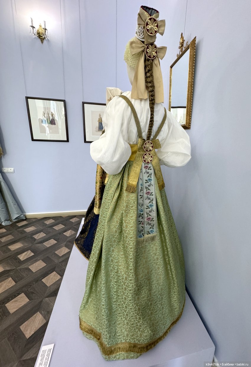 Выставка «Россия в узорах: новоторжские щеголихи», часть третья | Бэйбики Выставка «Россия в узорах: новоторжские щеголихи», часть третья