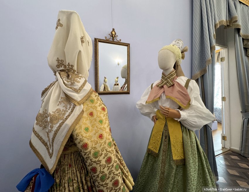 Выставка «Россия в узорах: новоторжские щеголихи», часть третья | Бэйбики Выставка «Россия в узорах: новоторжские щеголихи», часть третья