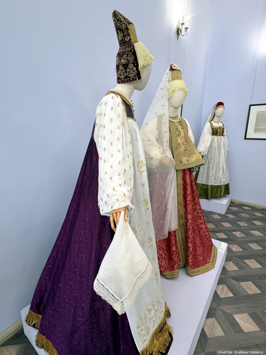 Выставка «Россия в узорах: новоторжские щеголихи», часть третья | Бэйбики Выставка «Россия в узорах: новоторжские щеголихи», часть третья (фото 9)