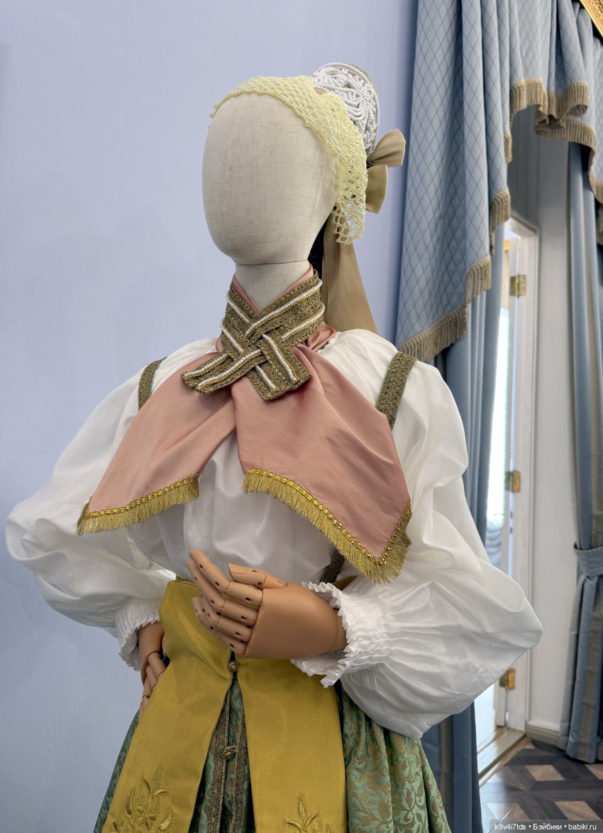 Выставка «Россия в узорах: новоторжские щеголихи», часть третья | Бэйбики Выставка «Россия в узорах: новоторжские щеголихи», часть третья