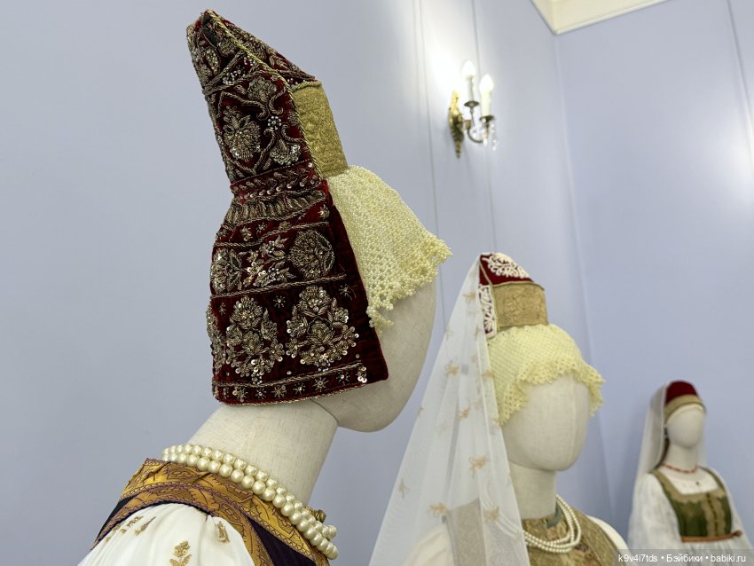 Выставка «Россия в узорах: новоторжские щеголихи», часть третья | Бэйбики Выставка «Россия в узорах: новоторжские щеголихи», часть третья (фото 8)