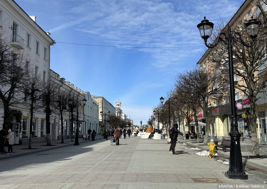 Агуша и котик Феликс гуляют по Твери | Бэйбики Агуша и котик Феликс гуляют по Твери