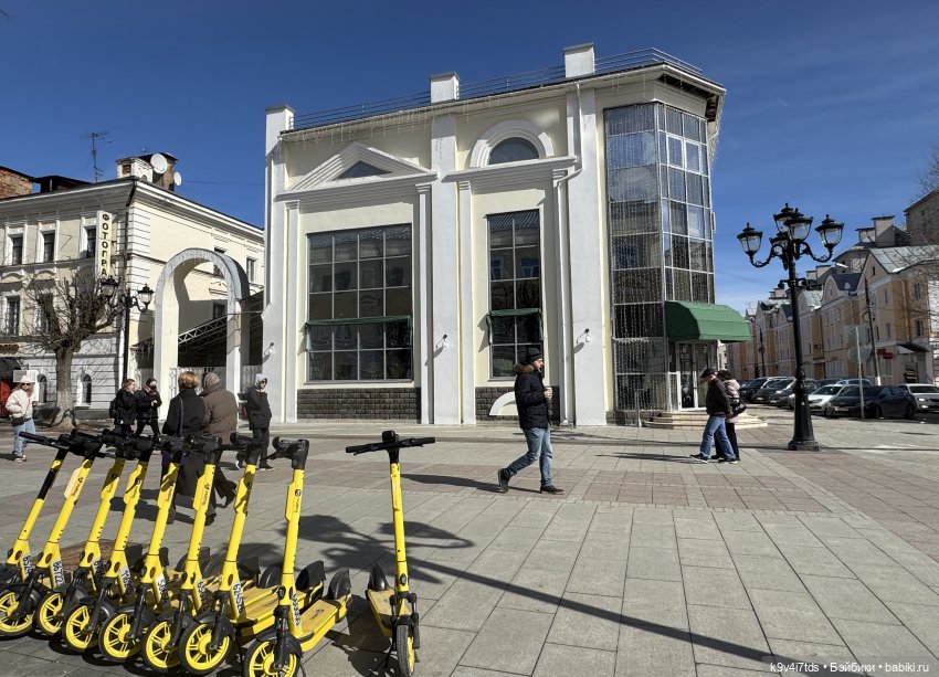 Агуша и котик Феликс гуляют по Твери | Бэйбики Агуша и котик Феликс гуляют по Твери (фото 10)