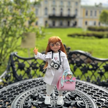 Первая прогулка Элис