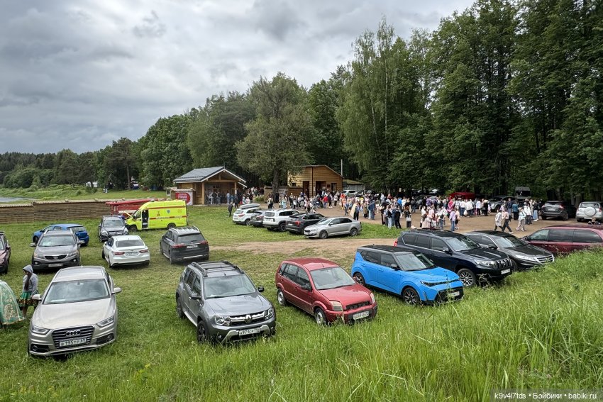 Карли на празднике "Троицких гуляний" в Усадьбе "Василёво" (фото 2)