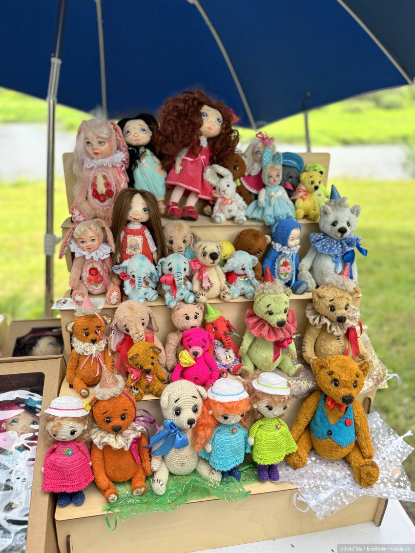 Карли на празднике "Троицких гуляний" в Усадьбе "Василёво"