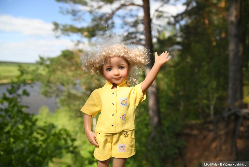 Лесная прогулка Элис и Ассоль