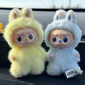 Малыши Лабубу из серии "Pin for Love (A-M)"