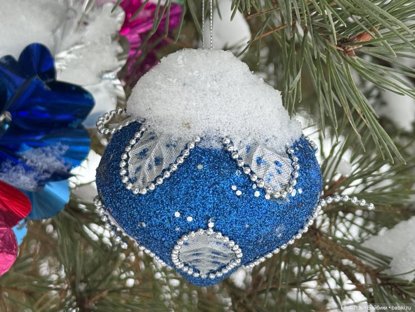 Лоло и новогодняя сосенка