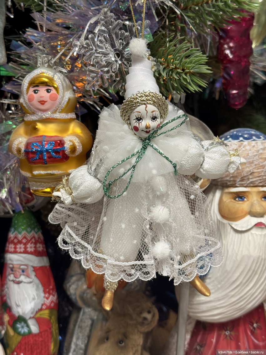 Брижит у новогодней ёлочки | Бэйбики Брижит у новогодней ёлочки (фото 5)