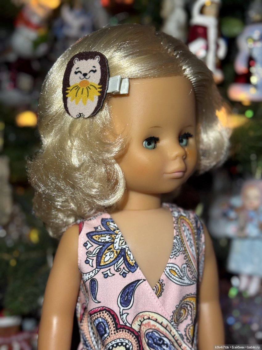 Брижит у новогодней ёлочки | Бэйбики Брижит у новогодней ёлочки (фото 4)