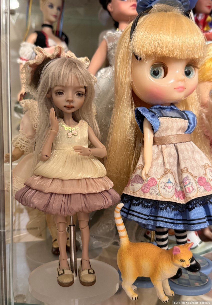 Подставка для Жу — Одежда и обувь для кукол BJD (БЖД): 1/3