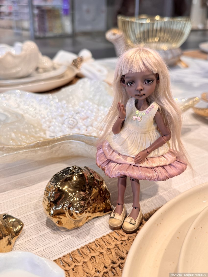 Жу в красивом магазине — Авторские куклы BJD (БЖД) у нас дома: фото (фото 9)