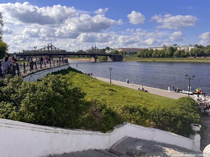 Лоло и цветущая Тверь, продолжение