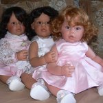 Три подружки кудряшки. Lee Middleton