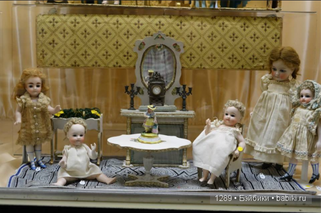 Работы Бранки Шарли (Branka Schärli) в Музее антикварных кукол в Париже