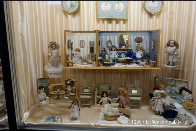 Работы Бранки Шарли (Branka Schärli) в Музее антикварных кукол в Париже