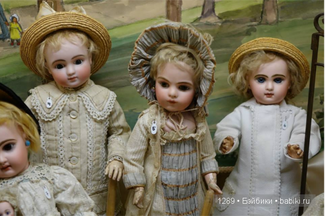 Работы Бранки Шарли (Branka Schärli) в Музее антикварных кукол в Париже (фото 6)