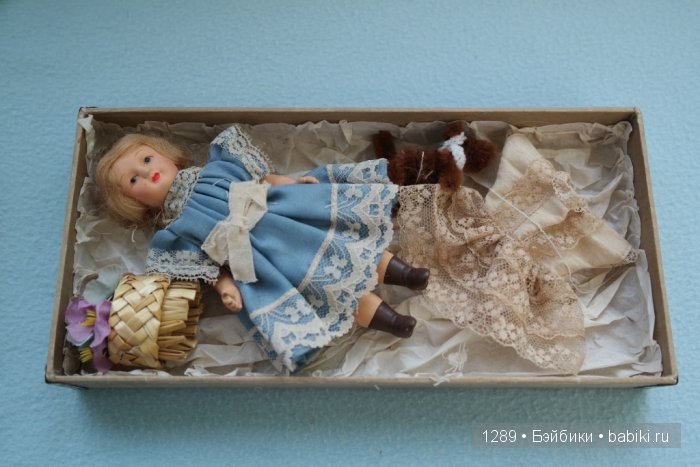 Антикварная кукла? Нет, сделано в Китае (фото 4)