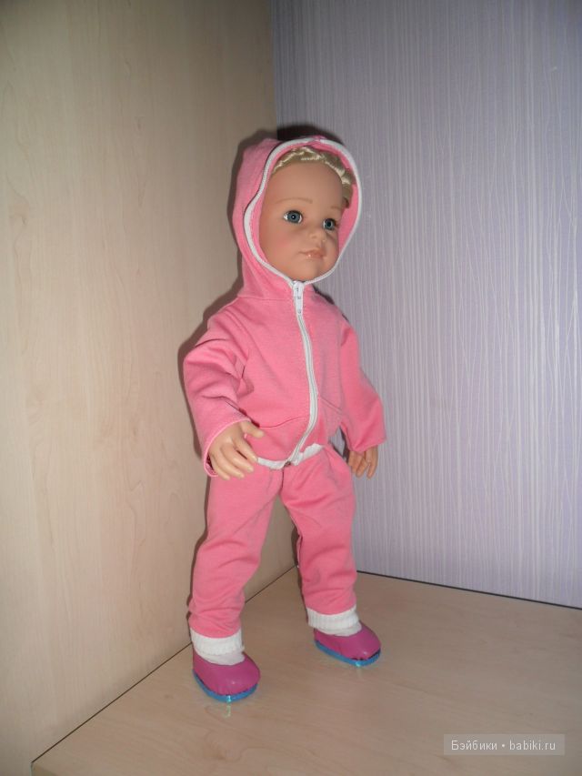 Мастерицы кто на чем работает? Швейная машинка