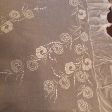 винтаж, вышивка на сетке