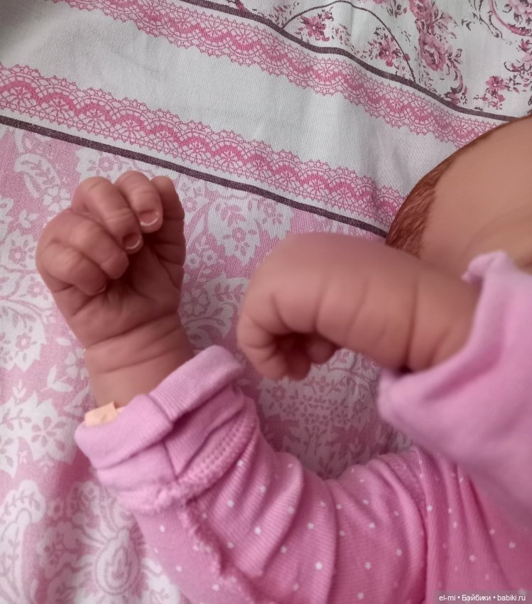 Добро пожаловать домой, дорогая Эмили! Куколка Ashton Drake от Linda Webb