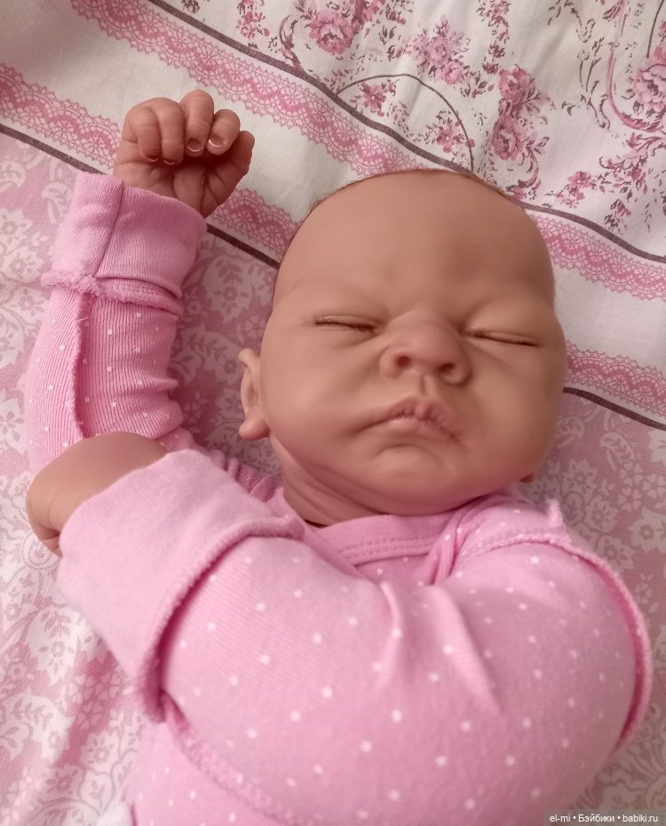 Добро пожаловать домой, дорогая Эмили! Куколка Ashton Drake от Linda Webb