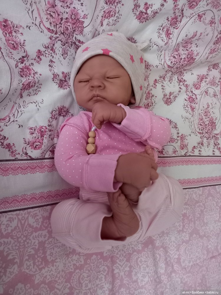 Добро пожаловать домой, дорогая Эмили! Куколка Ashton Drake от Linda Webb