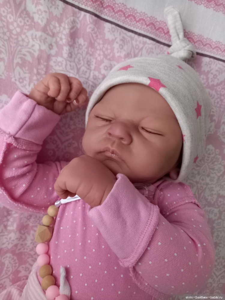 Добро пожаловать домой, дорогая Эмили! Куколка Ashton Drake от Linda Webb