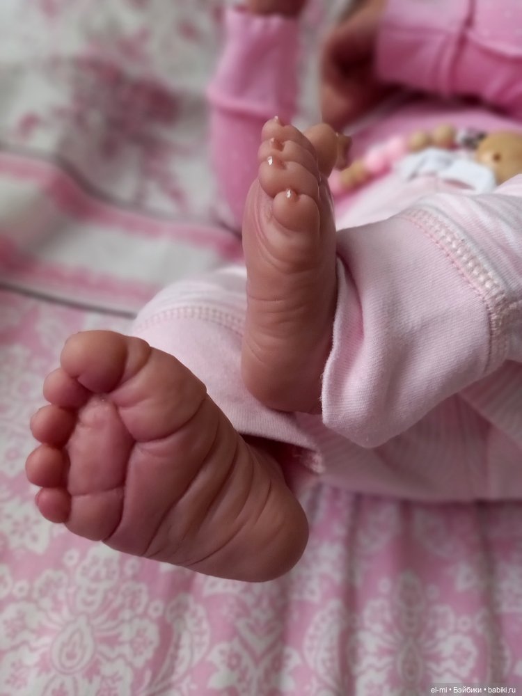 Добро пожаловать домой, дорогая Эмили! Куколка Ashton Drake от Linda Webb