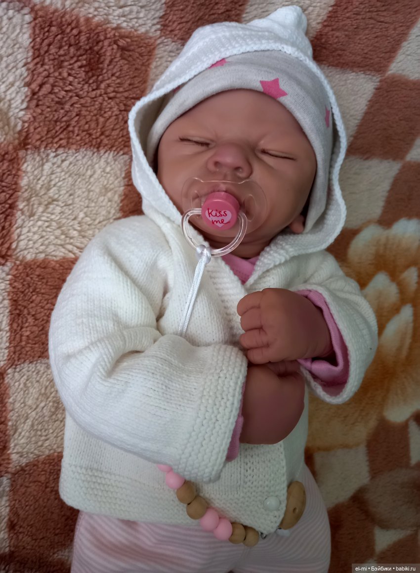 Добро пожаловать домой, дорогая Эмили! Куколка Ashton Drake от Linda Webb