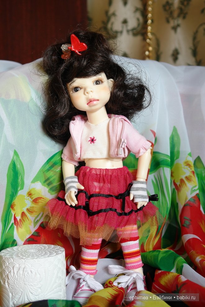 Lilly Kim Lasher 2010