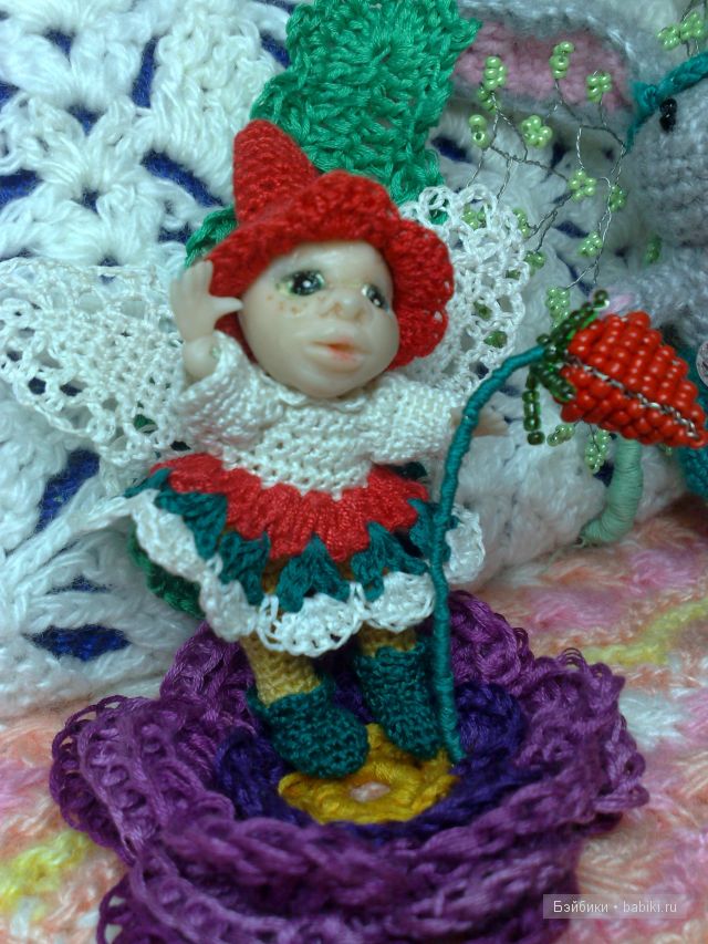 земляника и кролик