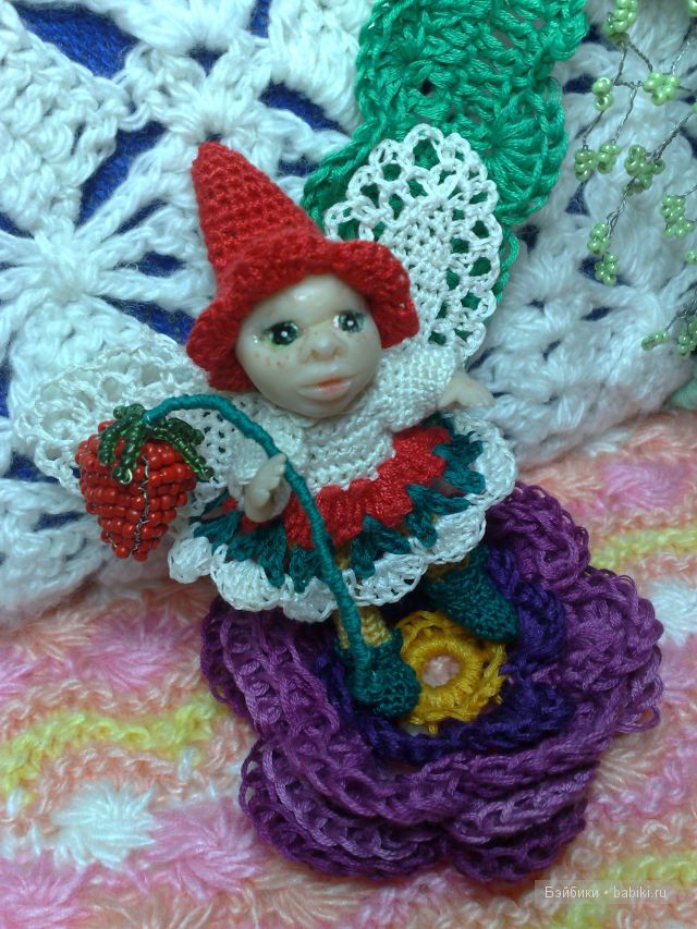 земляника и кролик