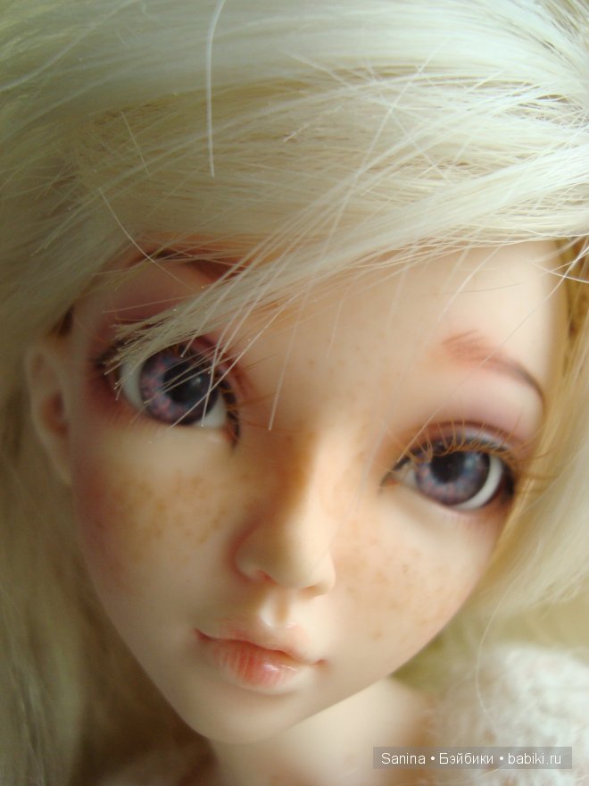 У меня новенькая! Мейк-ап, блаш, маникюр (фото 2)