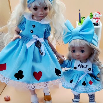 Наша Алиса? - едва ли...