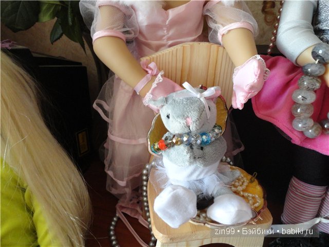 игровые и коллекционные куклы