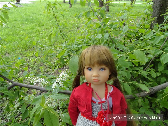 игровые и коллекционные куклы