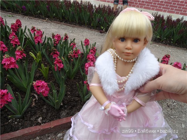 игровые и коллекционные куклы