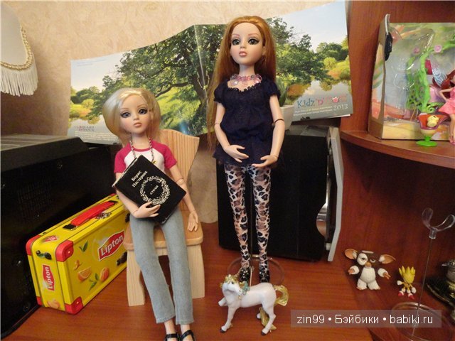 Essential Amber Collection от Robert Tonner 2012 года,и язык цветов