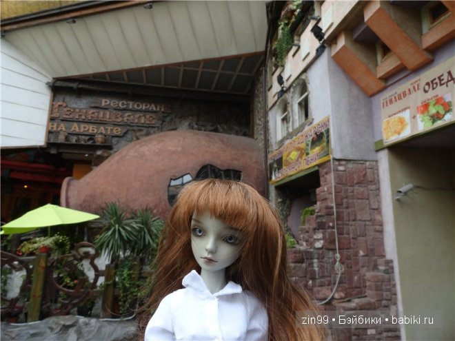 Арбат! Прогулка по Москве с куклой БДЖ Resinsoul Селенией