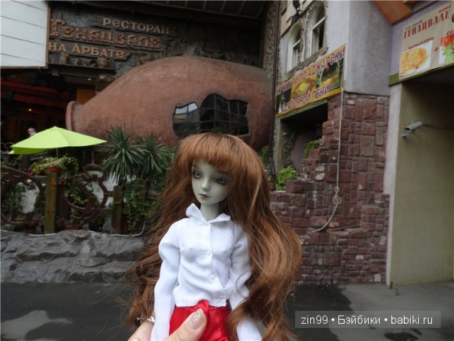 Арбат! Прогулка по Москве с куклой БДЖ Resinsoul Селенией