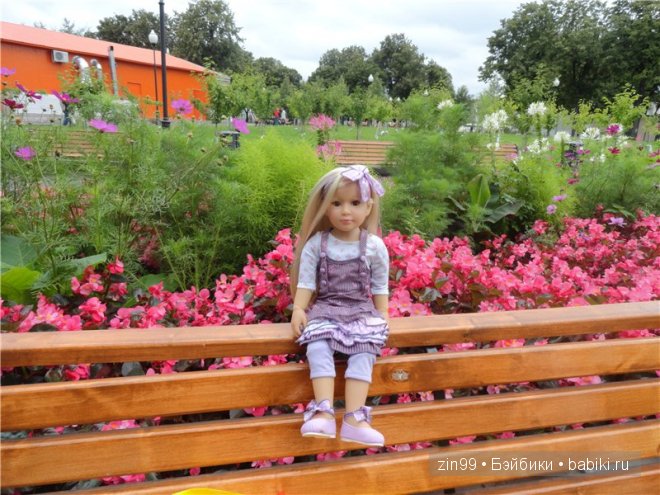 игровые и коллекционные куклы