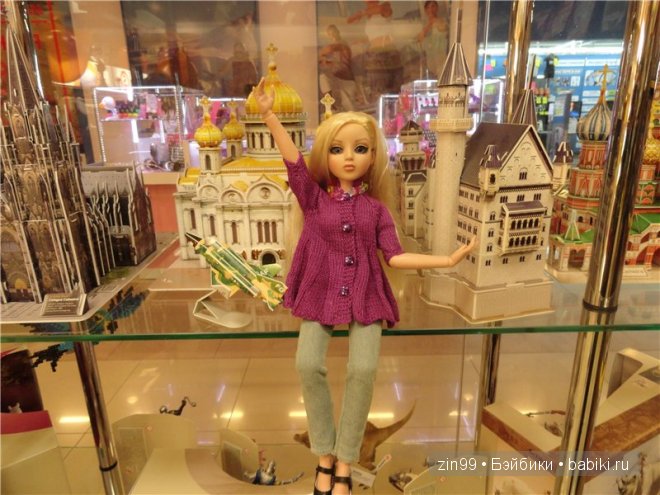 Удивительные сооружения мира вместе с куклой Тоннер (фото 3)