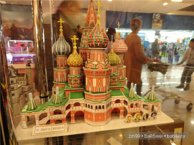 Удивительные сооружения мира вместе с куклой Тоннер