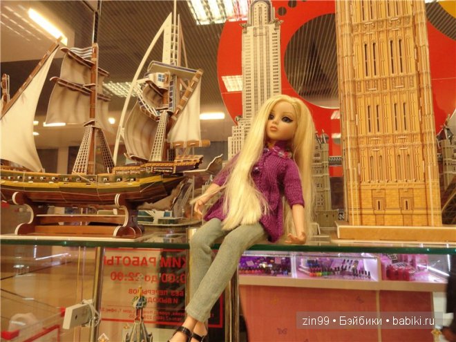 Удивительные сооружения мира вместе с куклой Тоннер (фото 5)