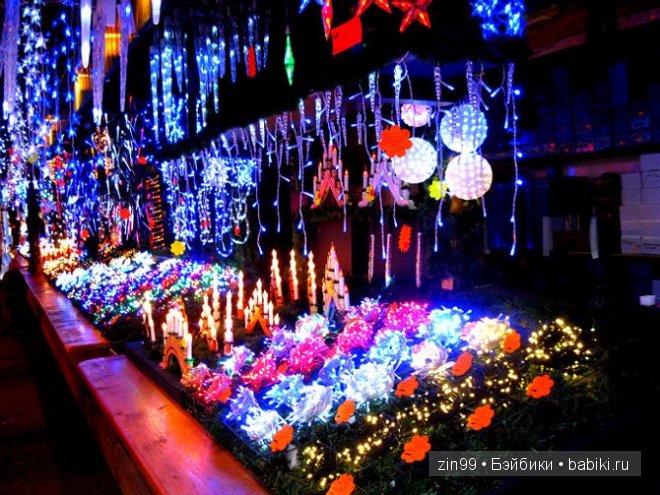 Прогулка Пенни Galoob Baby Face по праздничным ярмаркам в Москве