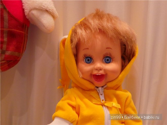 Прогулка Пенни Galoob Baby Face по праздничным ярмаркам в Москве