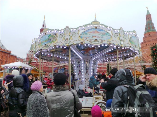 Прогулка Пенни Galoob Baby Face по праздничным ярмаркам в Москве